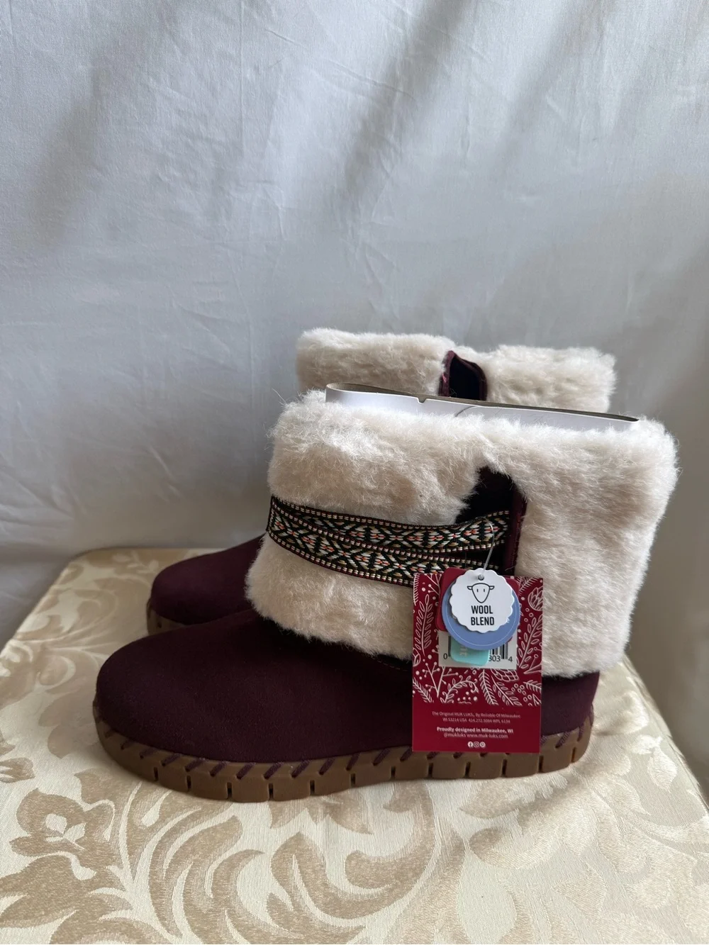 MUK LUKS Women’s Size 11 M Burgundy Cream Wool Blend Faux Fur Boots New
